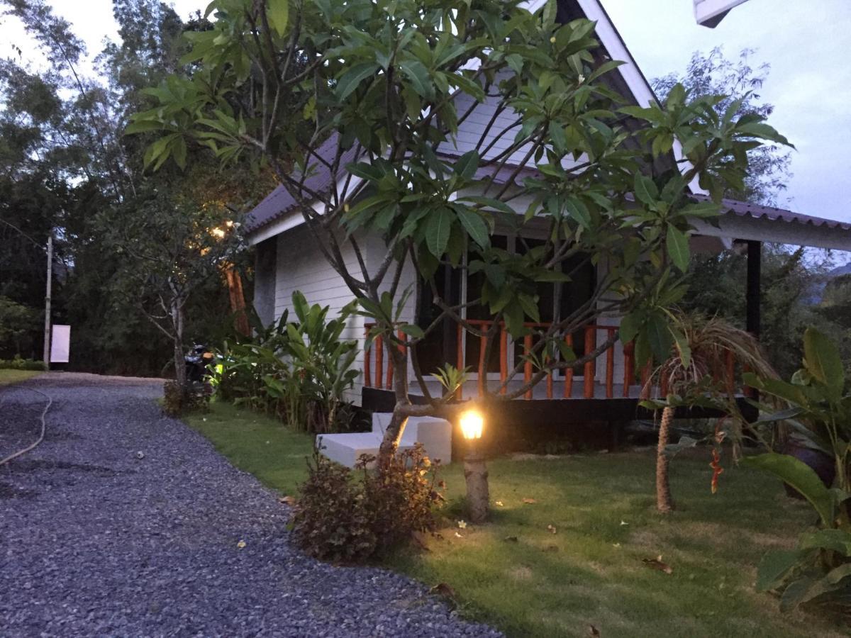 All At Sea Beach Resort Baan Tai Exterior foto