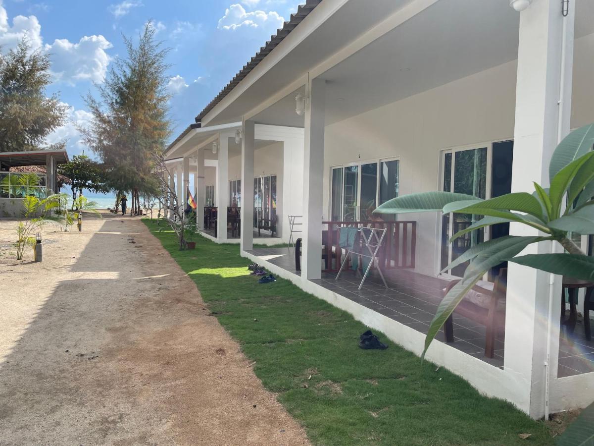 All At Sea Beach Resort Baan Tai Exterior foto