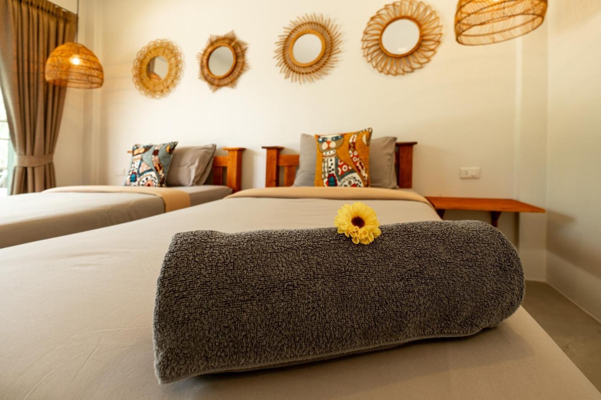 All At Sea Beach Resort Baan Tai Exterior foto