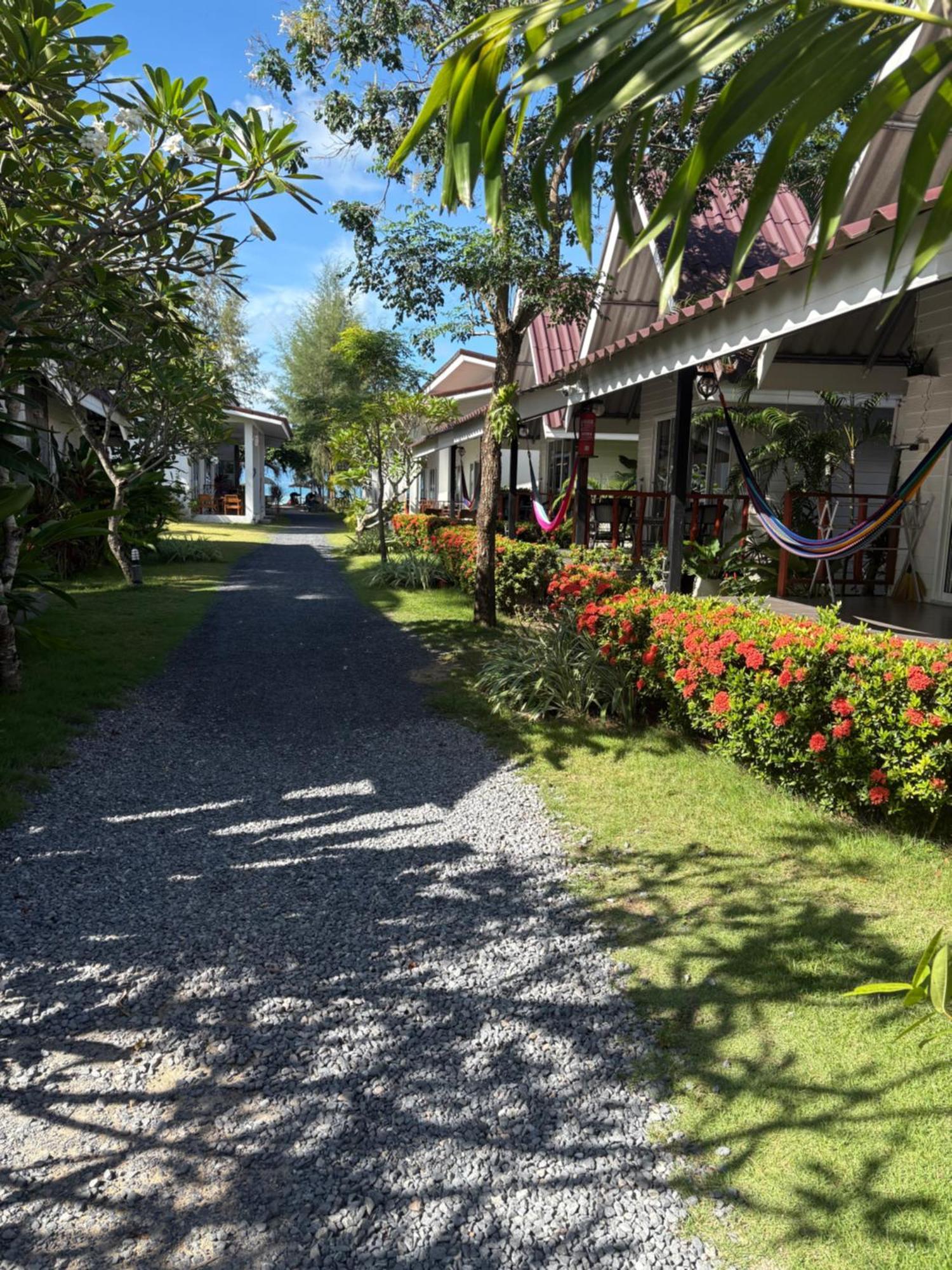All At Sea Beach Resort Baan Tai Exterior foto